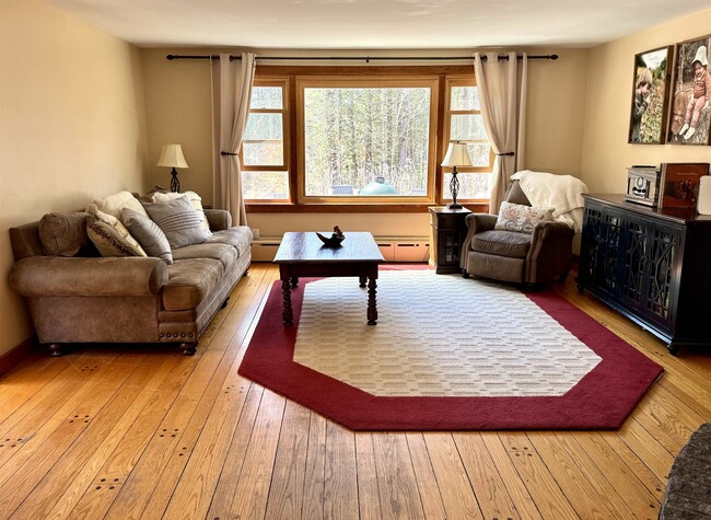 Photo - 186 Gunn Rd
