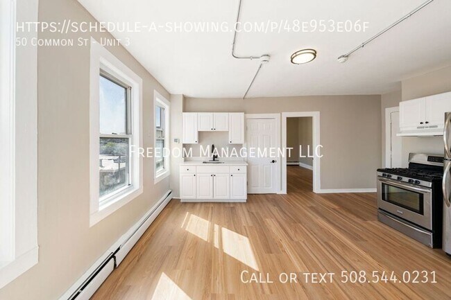 Building Photo - 50 1/2 Common St Unit 5