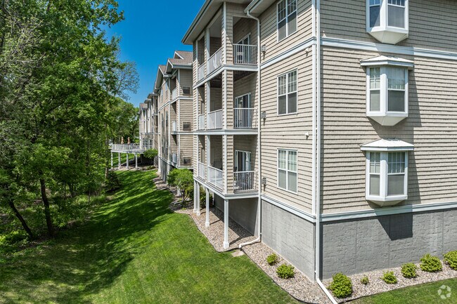 Photo - Cardinal Pointe of Oakdale