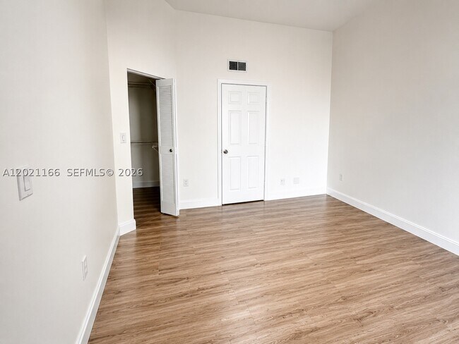 Photo - 2550 SW 18th Terrace Unit 1706