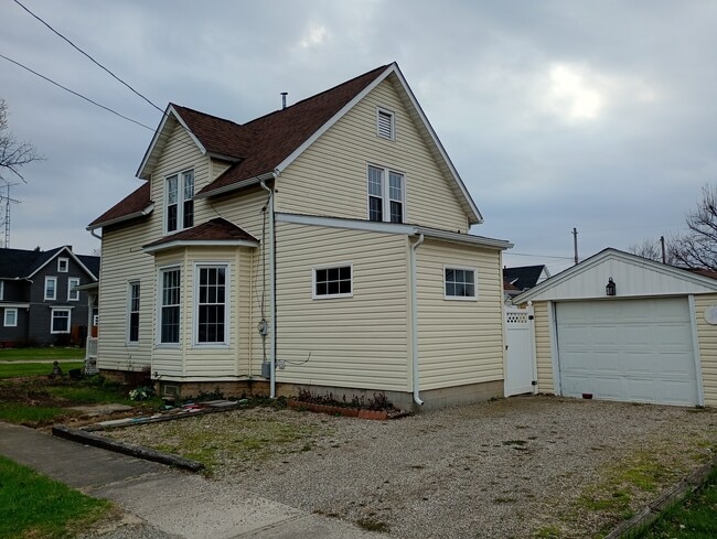 Photo - 501 W Main St