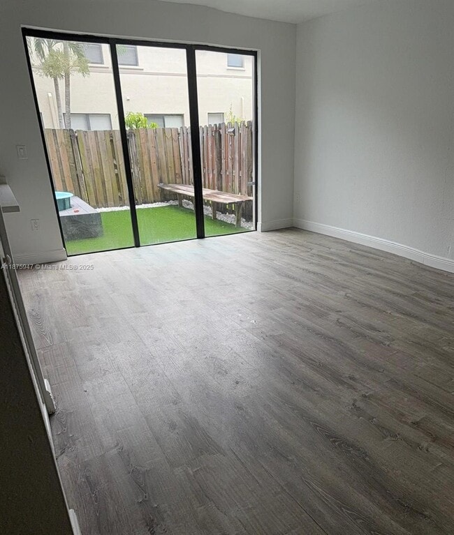 Photo - 11370 SW 236th St