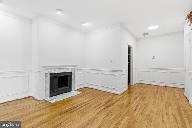 Photo - 1203 N St NW Unit E