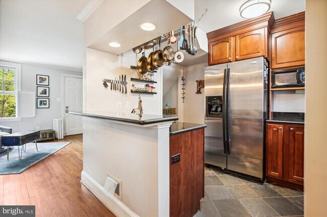 Photo - 821 Church St