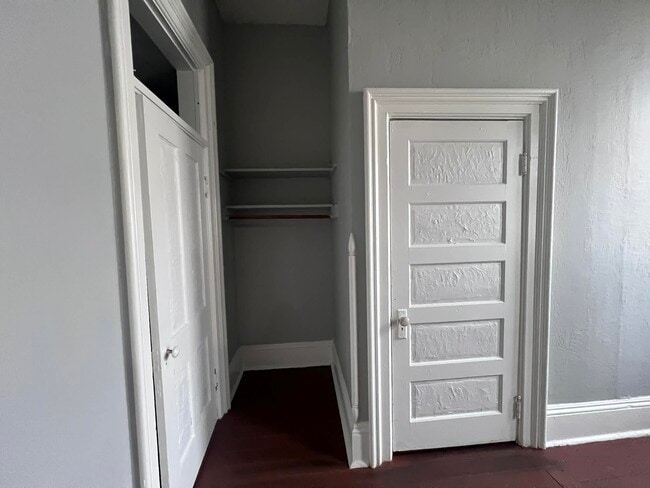 Photo - 340 S Ohio St