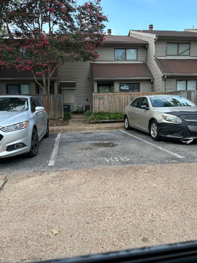 Photo - 2814 Los Gatos Ct Unit 2814 ‘Los Gatos