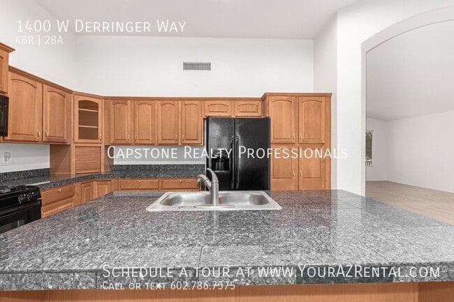 Photo - 1400 W Derringer Way