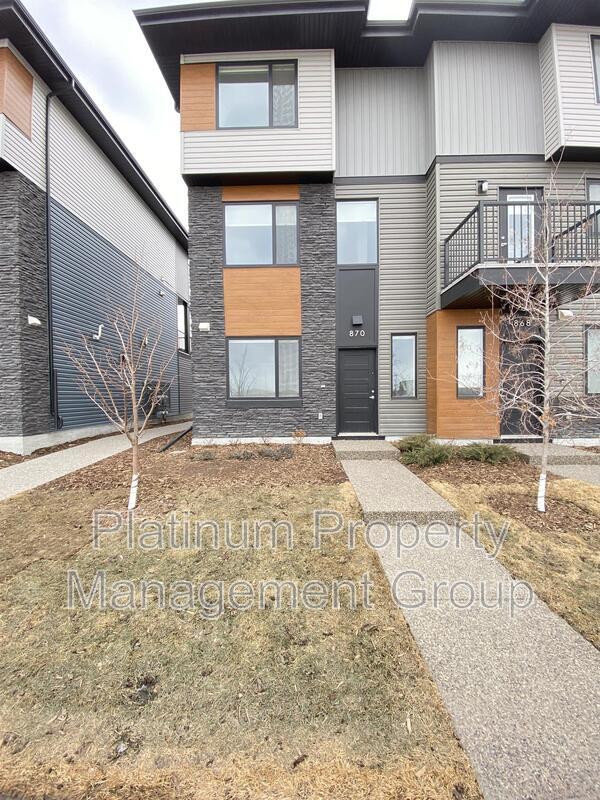 Photo - 870 Cornerstone Blvd NE