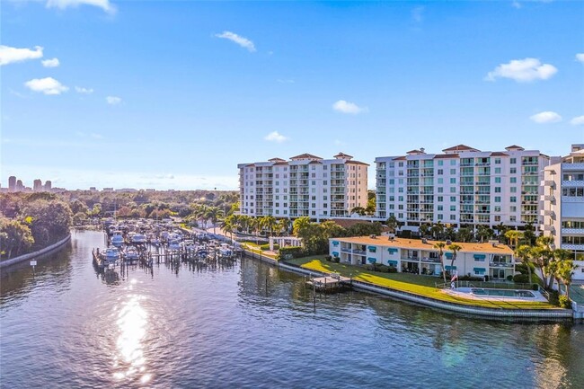 Photo - 1325 Snell Isle Blvd NE Unidad 305 Rental