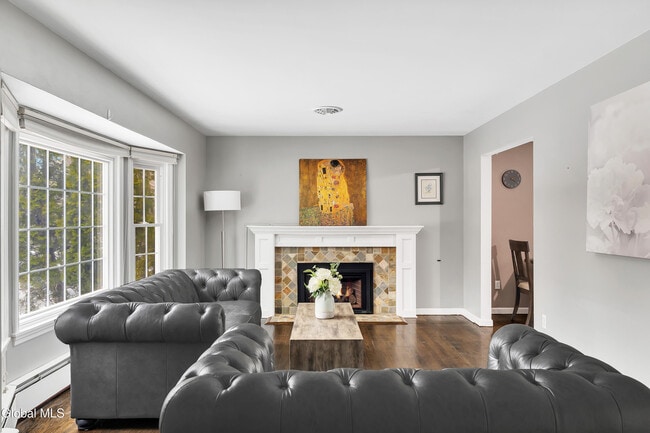 Photo - 15 Brookwood Dr