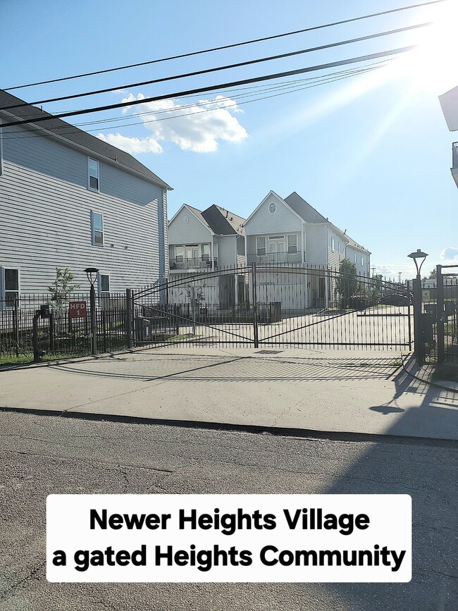 Photo - 1809 Napa Creek Ln