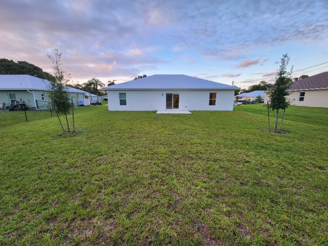 Photo - 1115 18th St SW