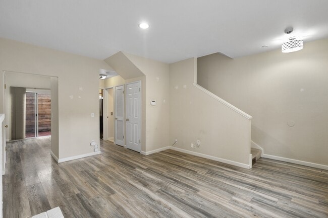 Photo - 3858 Maybelle Ave