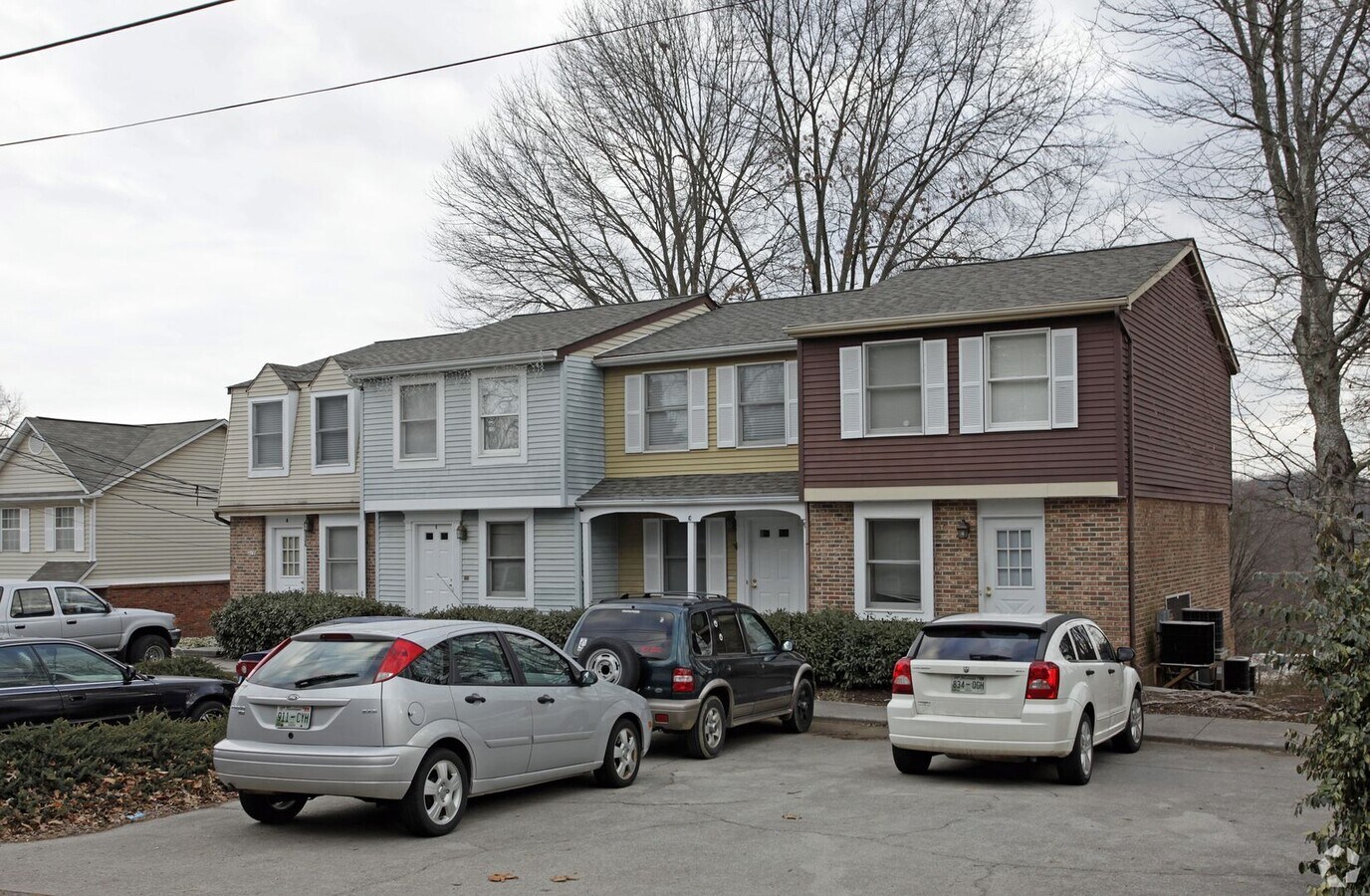 2BR/ 1.5BA Townhouse with Basement - 2BR/ 1.5BA Townhouse with Basement