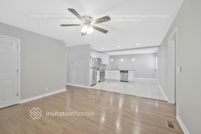 Photo - 302 Nix Dr