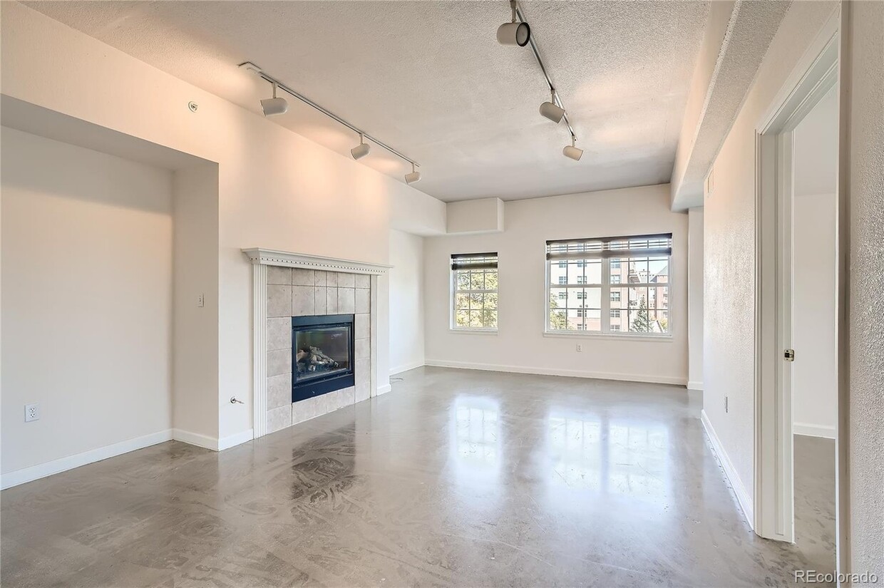 Photo - 1780 N Washington St (Denver, CO)