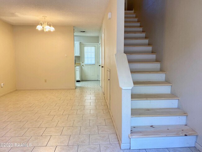 Photo - 204 Wilkie St