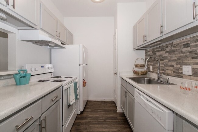 Photo - 2101 Hayes Rd Unidad 405