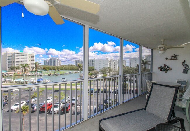 ** OFF-SEASONAL OR 6 MONTHS AND 1 DAY ANNU... - ** OFF-SEASONAL OR 6 MONTHS AND 1 DAY ANNU... Unidad 501 Rental