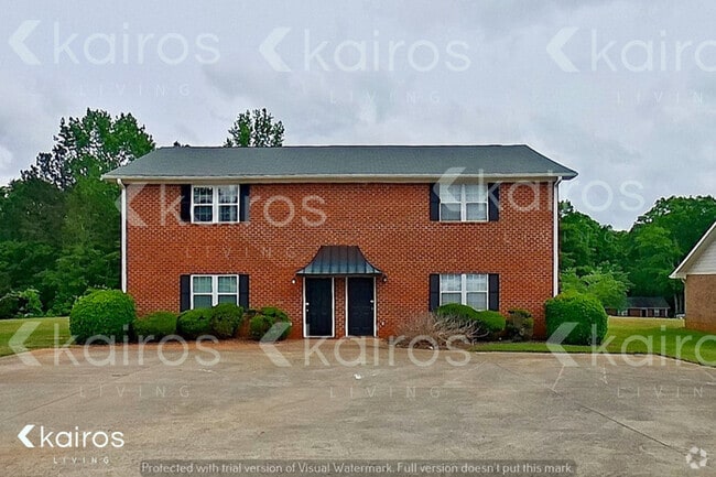 Building Photo - 205 Fawn Dr Rental