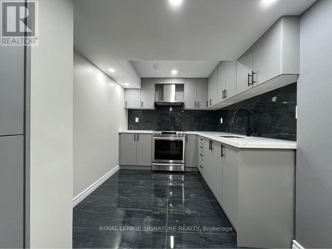Photo - 60 Lofthouse Dr