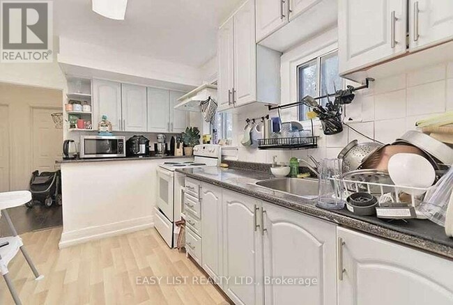 Photo - 777 Birchmount Rd