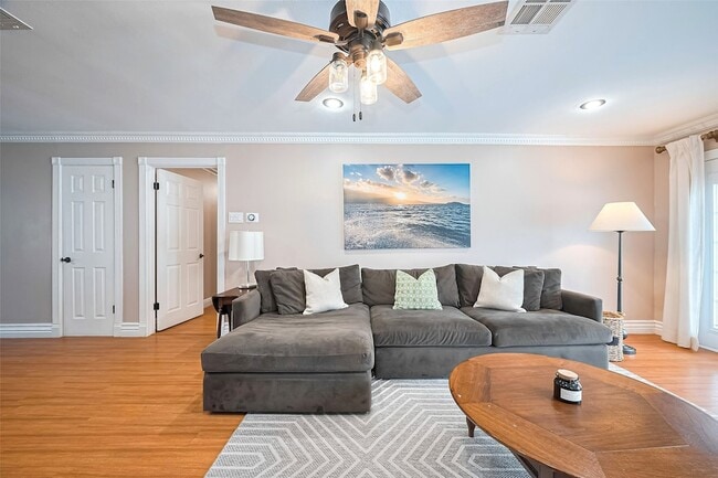 Photo - 14127 Britoak Ln