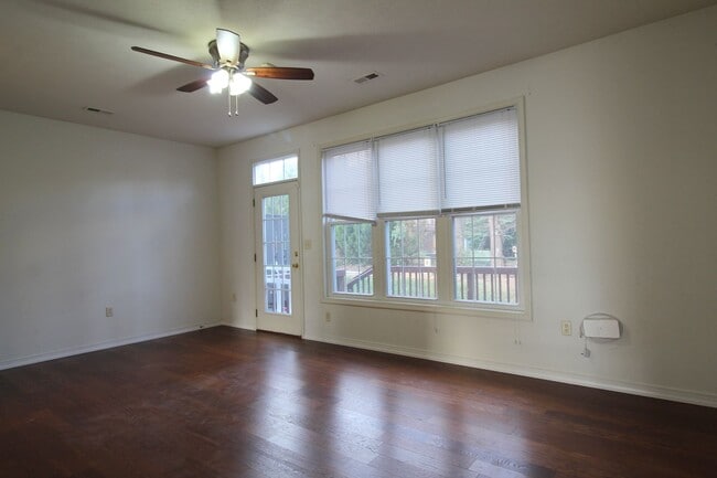 Photo - 3-Bedroom Townhome with Bonus Room, Large ...