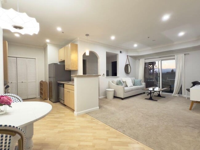 Photo - 801 S Winchester Blvd