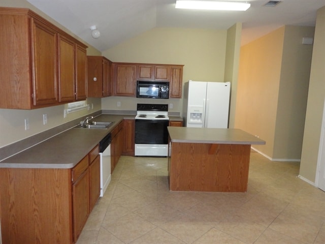Photo - 903 Plumeria Dr