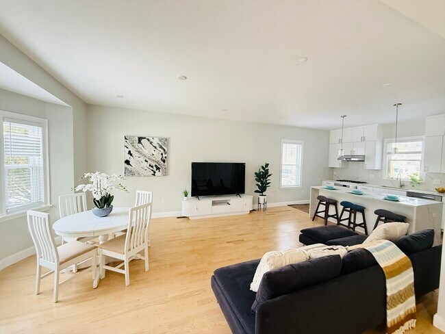 Photo - 4 Baldwin St