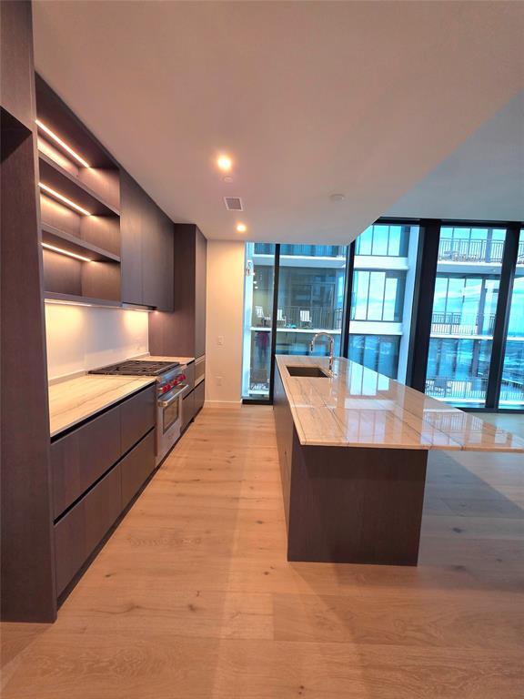 Building Photo - 610 Davis St Unit 2608 Rental