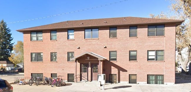 Building Photo - 515 E Bradley St