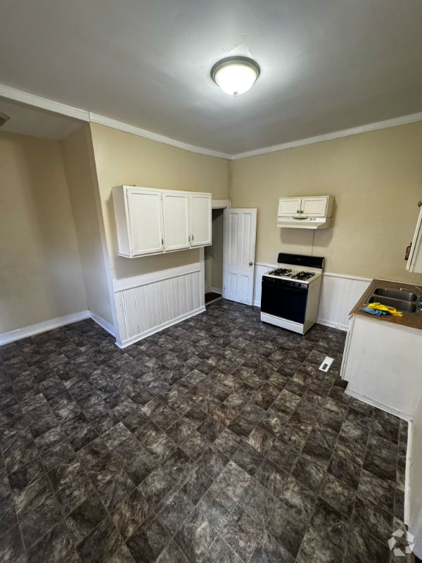 Building Photo - 538-540-540 Locust St Unit Apt 1