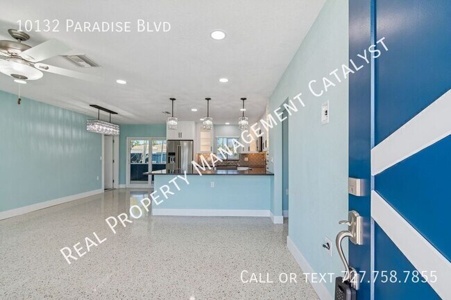 Photo - 10132 Paradise Blvd