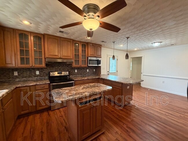 Photo - 28 Gillis Rd