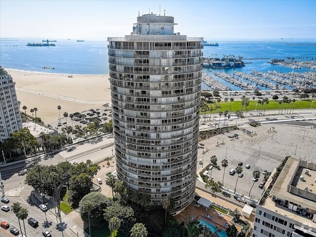 Building Photo - 700 E Ocean Blvd Unit 1007 Rental