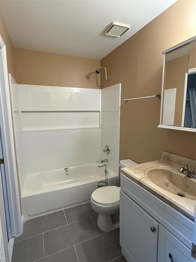 Photo - 2805 Whispering Hills Dr