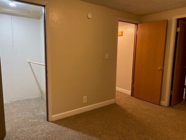 Photo - 101 Sandridge Dr