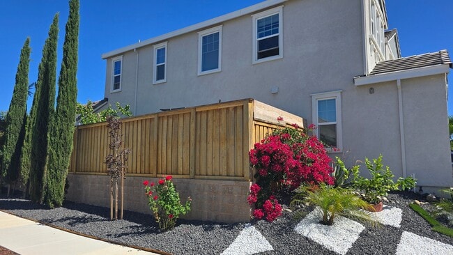 Photo - 3159 Tostalinda Dr