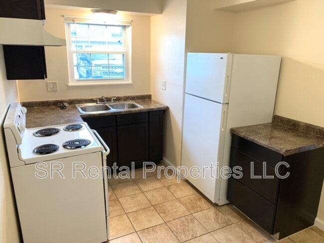 Photo - 223 Maxwell St Unit C