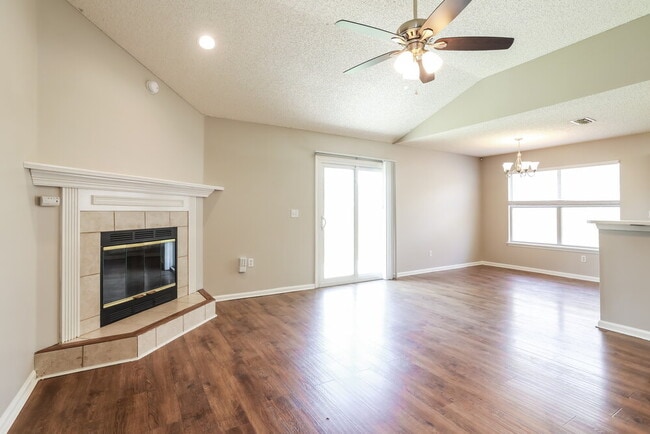 Photo - 636 Morning Mist Way