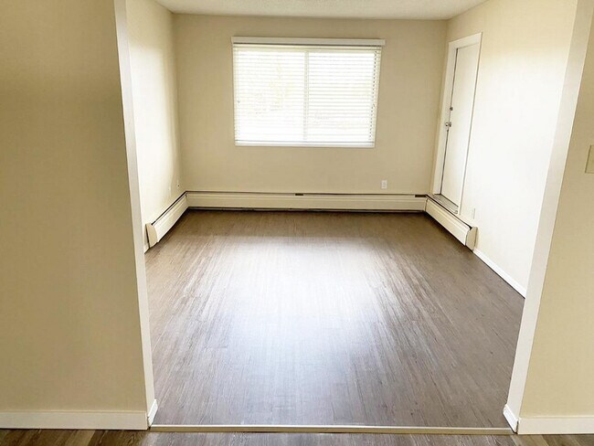 Photo - Capri Gardens