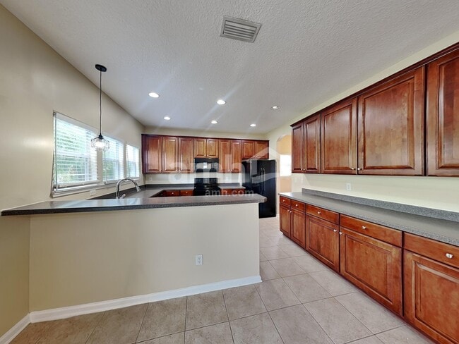 Photo - 729 Porto Cristo Ave