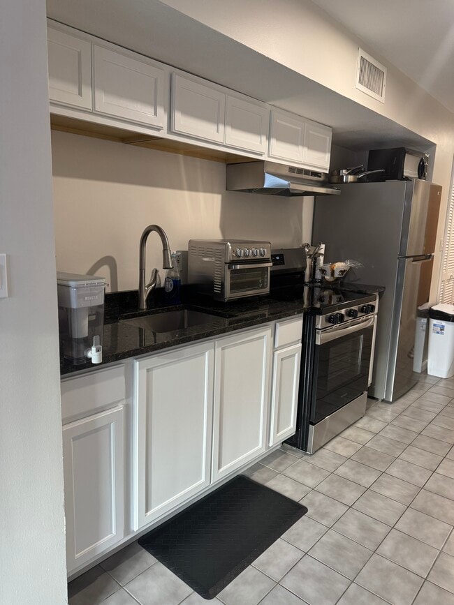 Photo - 205 Ferry St Unit Condo