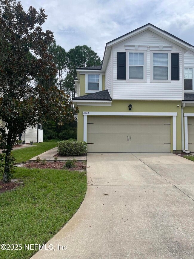 Building Photo - 8702 Ribbon Falls Ln Rental
