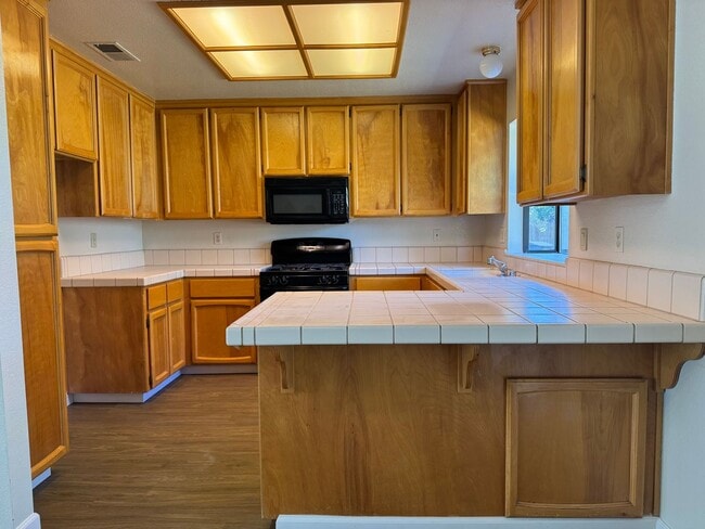 8160 Clarion Cir