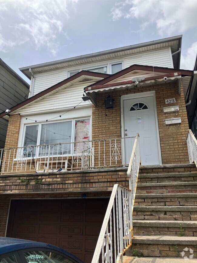 Building Photo - 421 Virginia Ave Unit 1 Rental