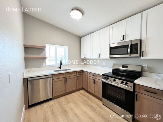 Building Photo - 1124 E Polk St Unit 1 Rental