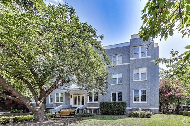 Building Photo - 1901 16th St NW Rental